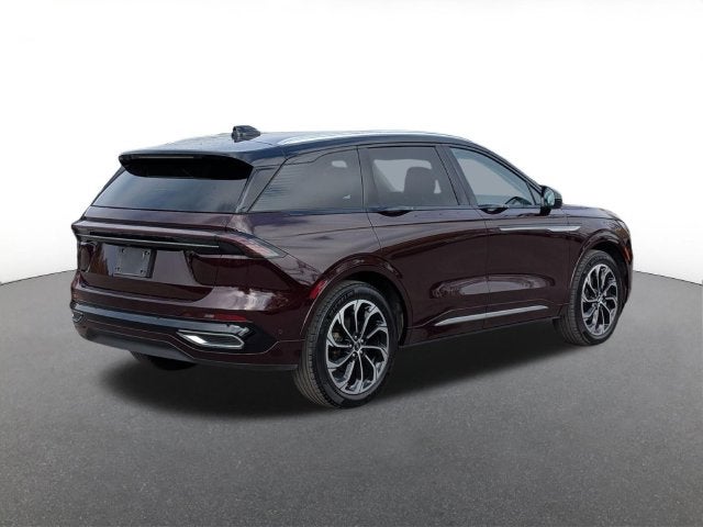 2024 Lincoln Nautilus Reserve