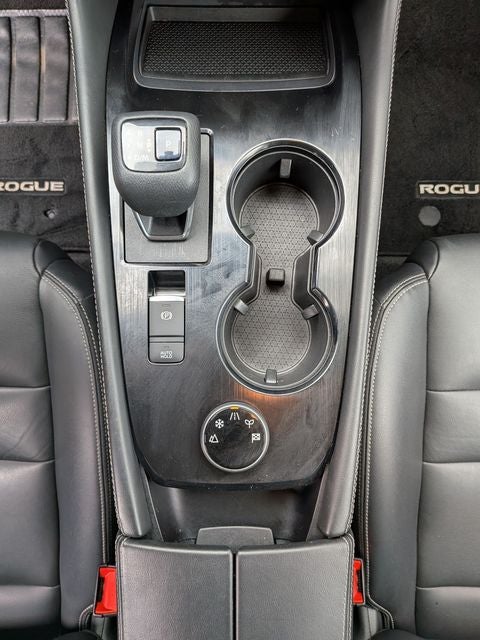 2022 Nissan Rogue SL