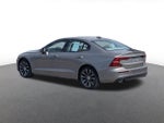 2021 Volvo S60 T6 Momentum