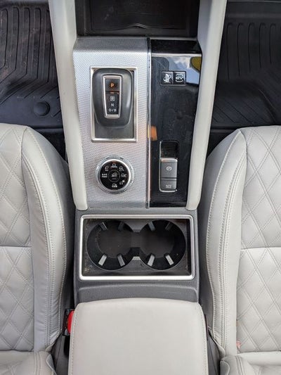 2023 Mitsubishi Outlander PHEV 40th Anniversary