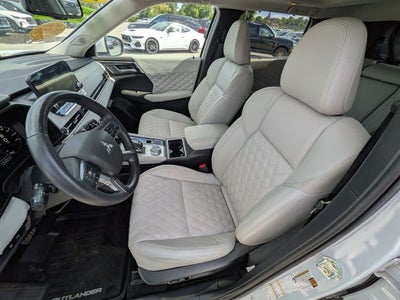 2023 Mitsubishi Outlander PHEV 40th Anniversary
