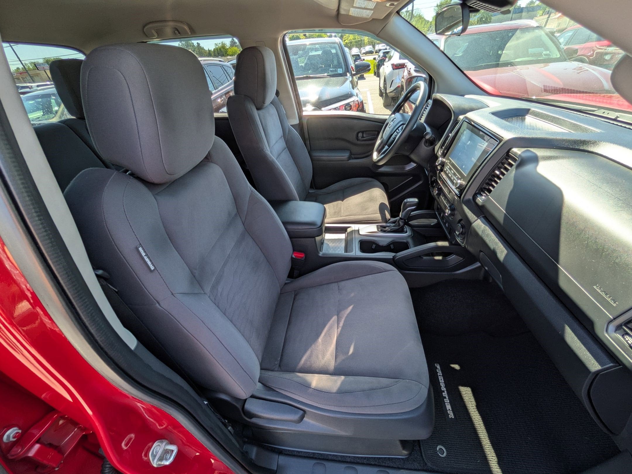 2023 Nissan Frontier S