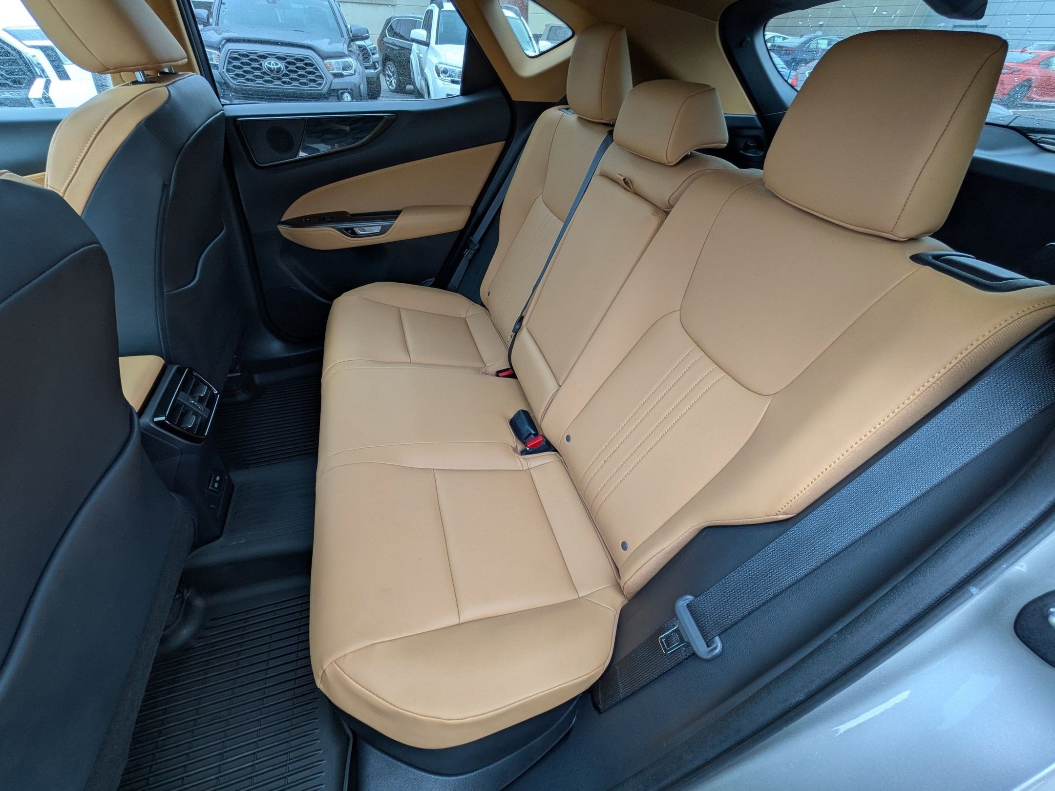 2023 Lexus NX 350h Premium