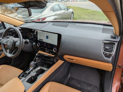 2025 Lexus NX 350h Luxury