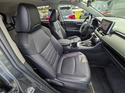 2023 Toyota RAV4 XLE Premium w/ Cold Weather Pkg