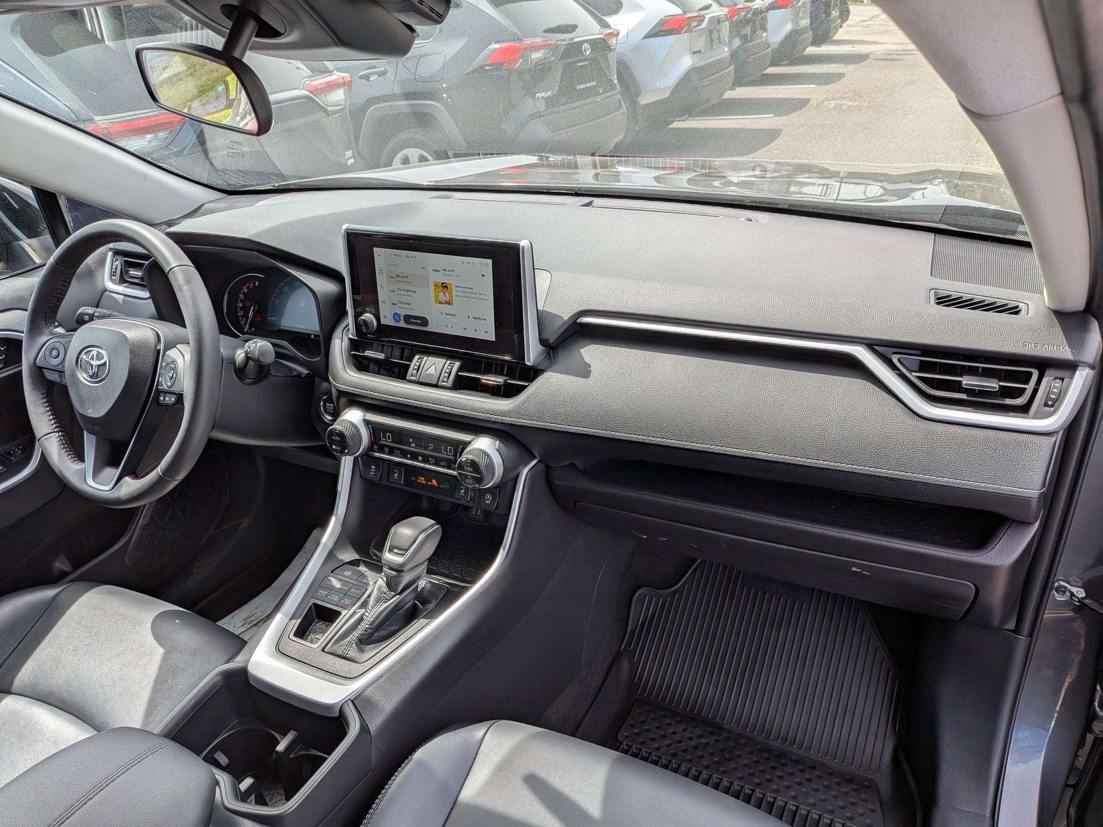 2023 Toyota RAV4 XLE Premium w/ Cold Weather Pkg