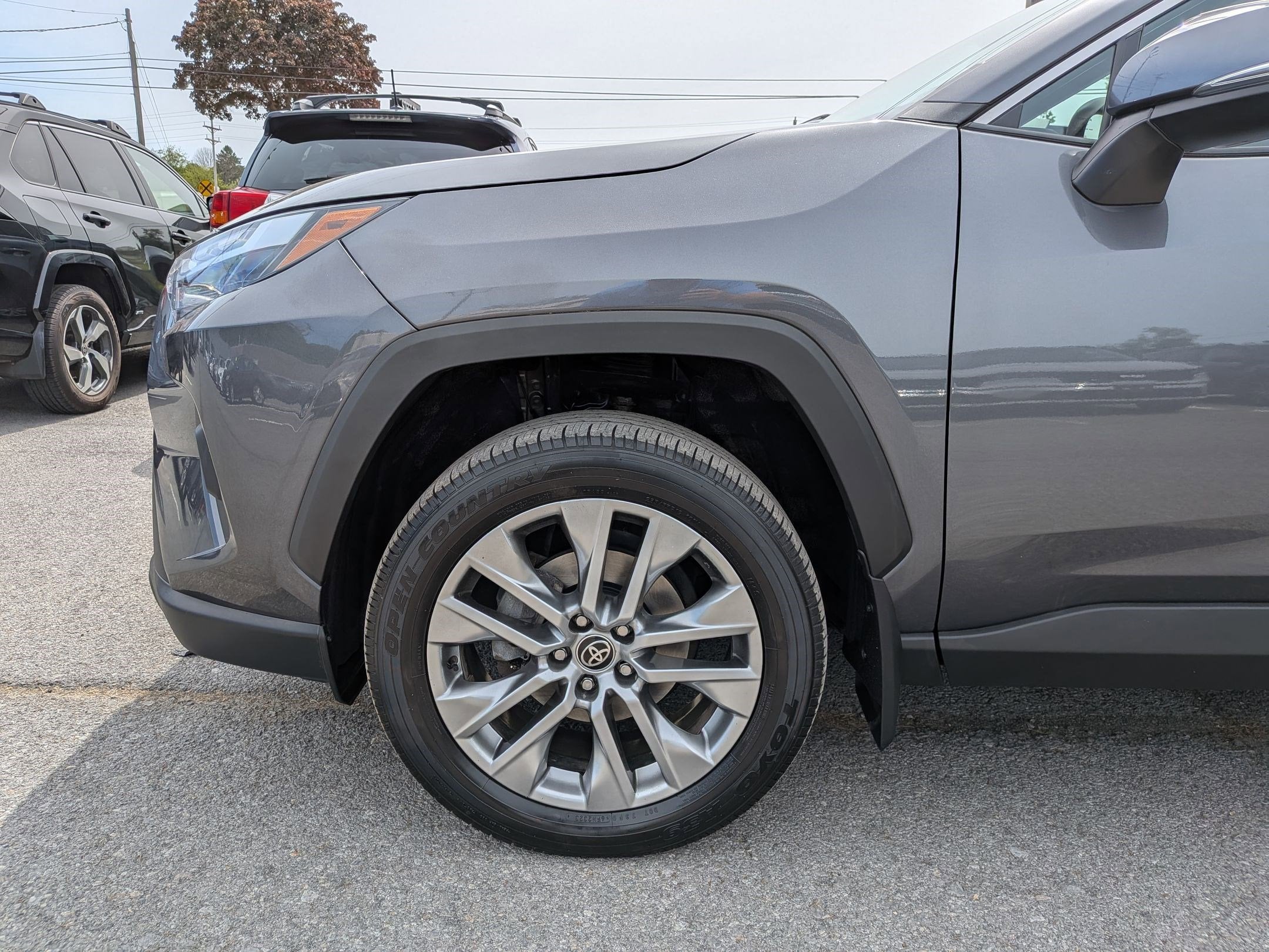 2023 Toyota RAV4 XLE Premium w/ Cold Weather Pkg