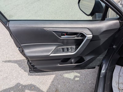 2023 Toyota RAV4 XLE Premium w/ Cold Weather Pkg