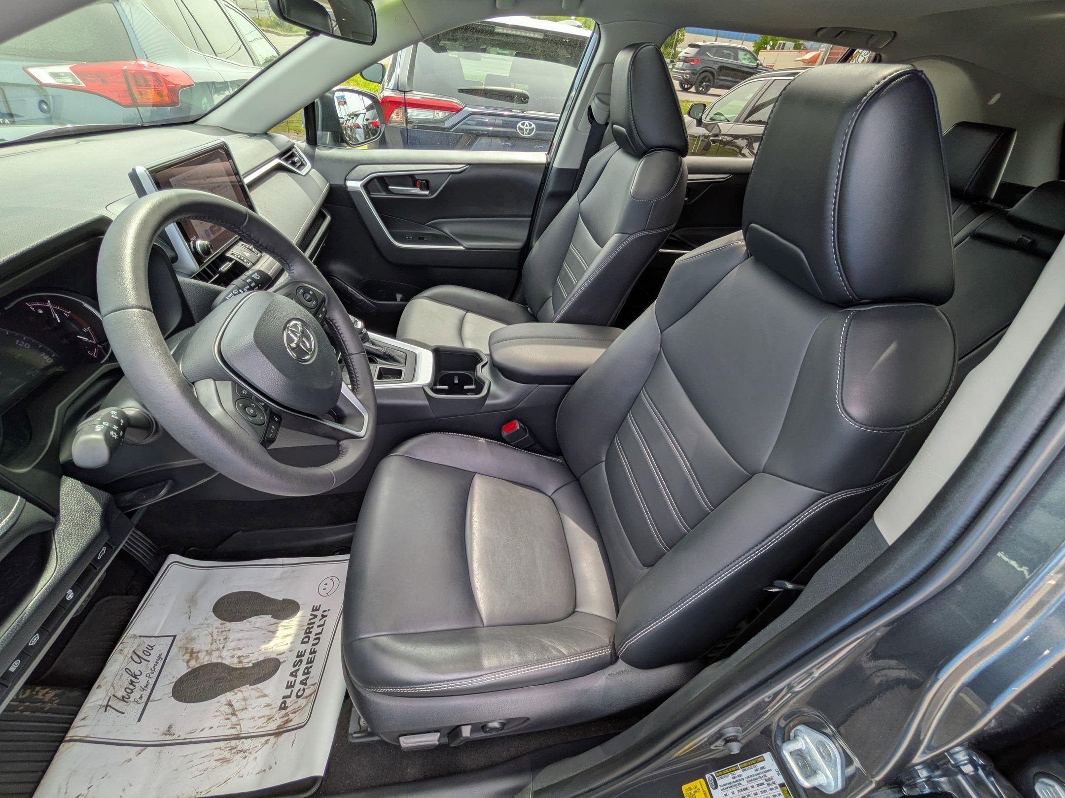 2023 Toyota RAV4 XLE Premium w/ Cold Weather Pkg