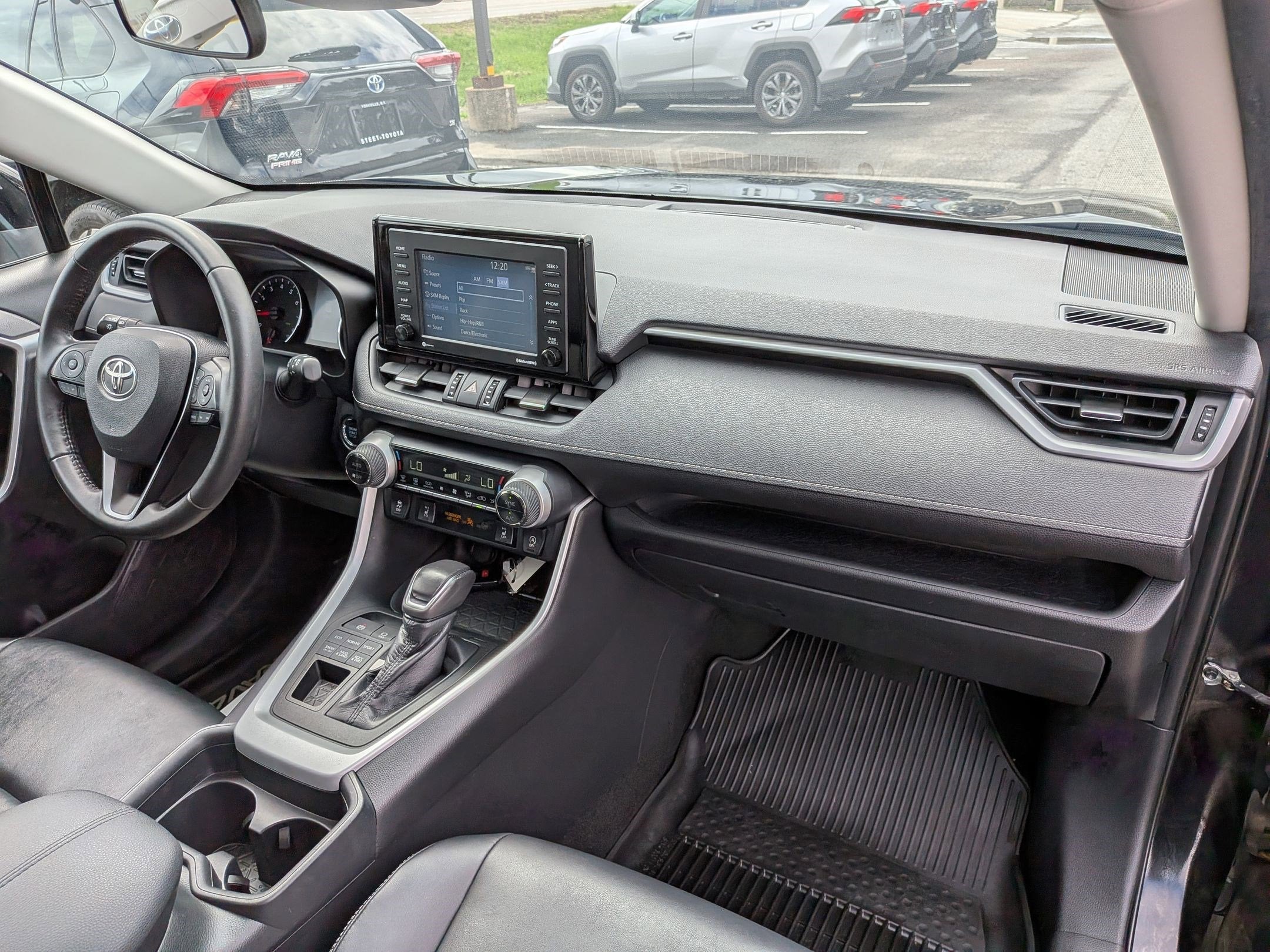 2020 Toyota RAV4 XLE Premium