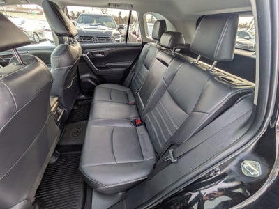 2022 Toyota RAV4 XLE Premium w/ Cold Weather Pkg