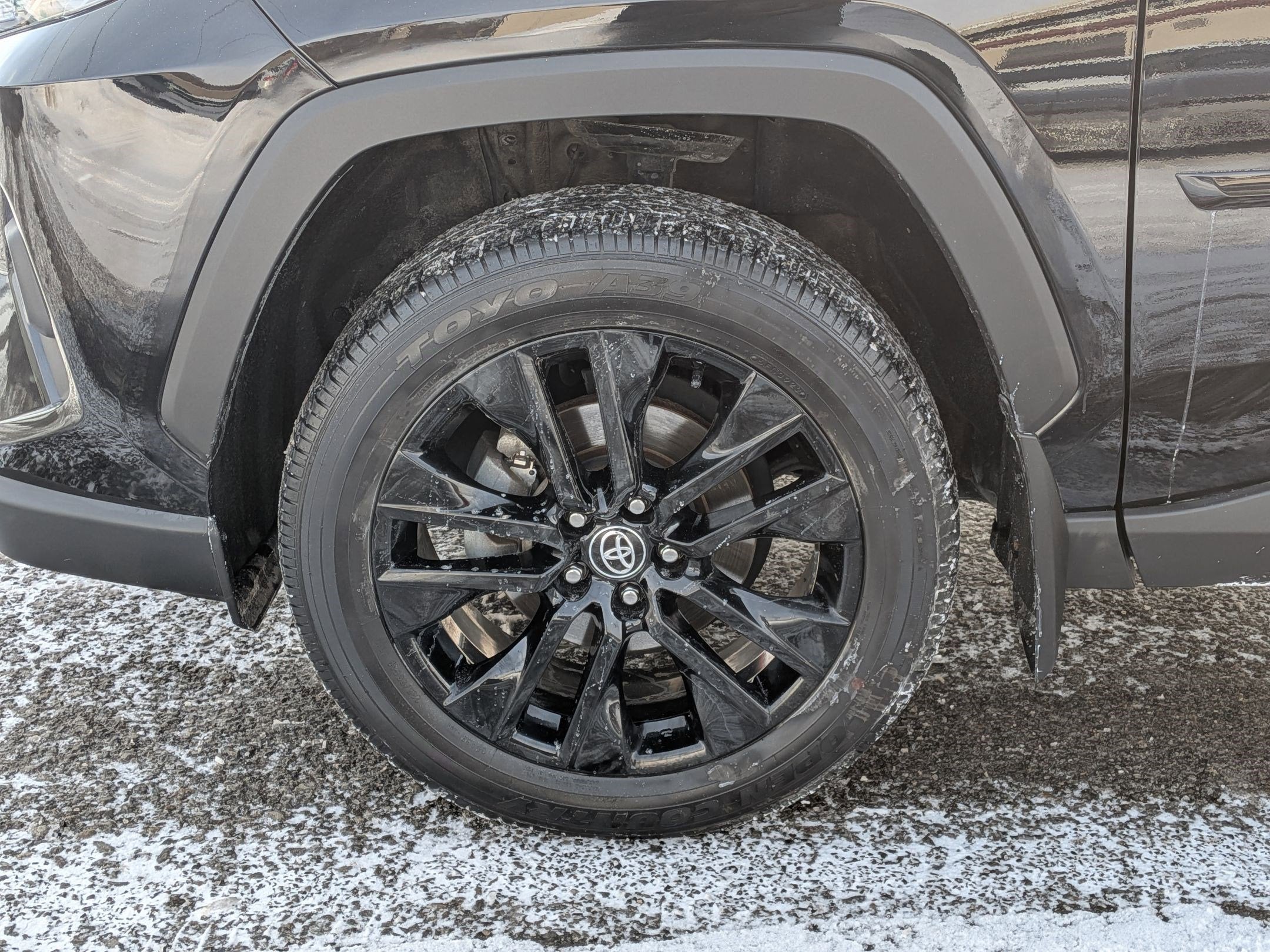 2022 Toyota RAV4 XLE Premium w/ Cold Weather Pkg