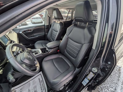 2022 Toyota RAV4 XLE Premium w/ Cold Weather Pkg