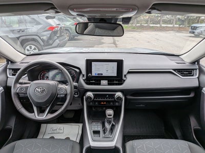2023 Toyota RAV4 XLE w/ Convenience & Cold Weather Pkg