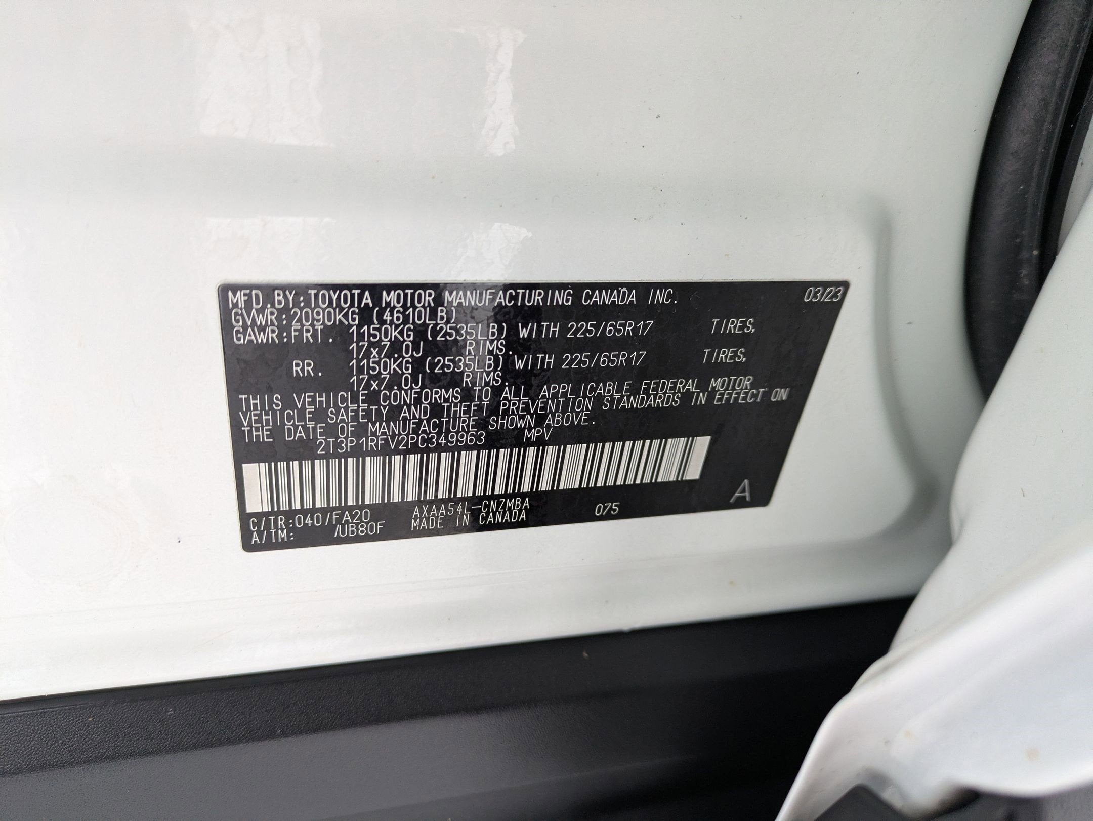 2023 Toyota RAV4 XLE w/ Convenience & Cold Weather Pkg