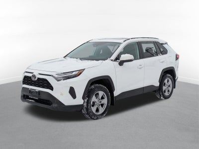2023 Toyota RAV4 XLE w/ Convenience & Cold Weather Pkg