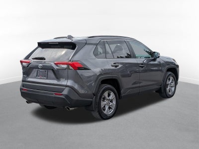 2023 Toyota RAV4 XLE w/ Convenience & Cold Weather Pkg