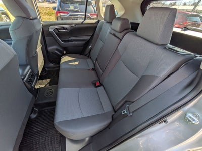 2025 Toyota RAV4 XLE w/ Convenience & Cold Weather Pkg