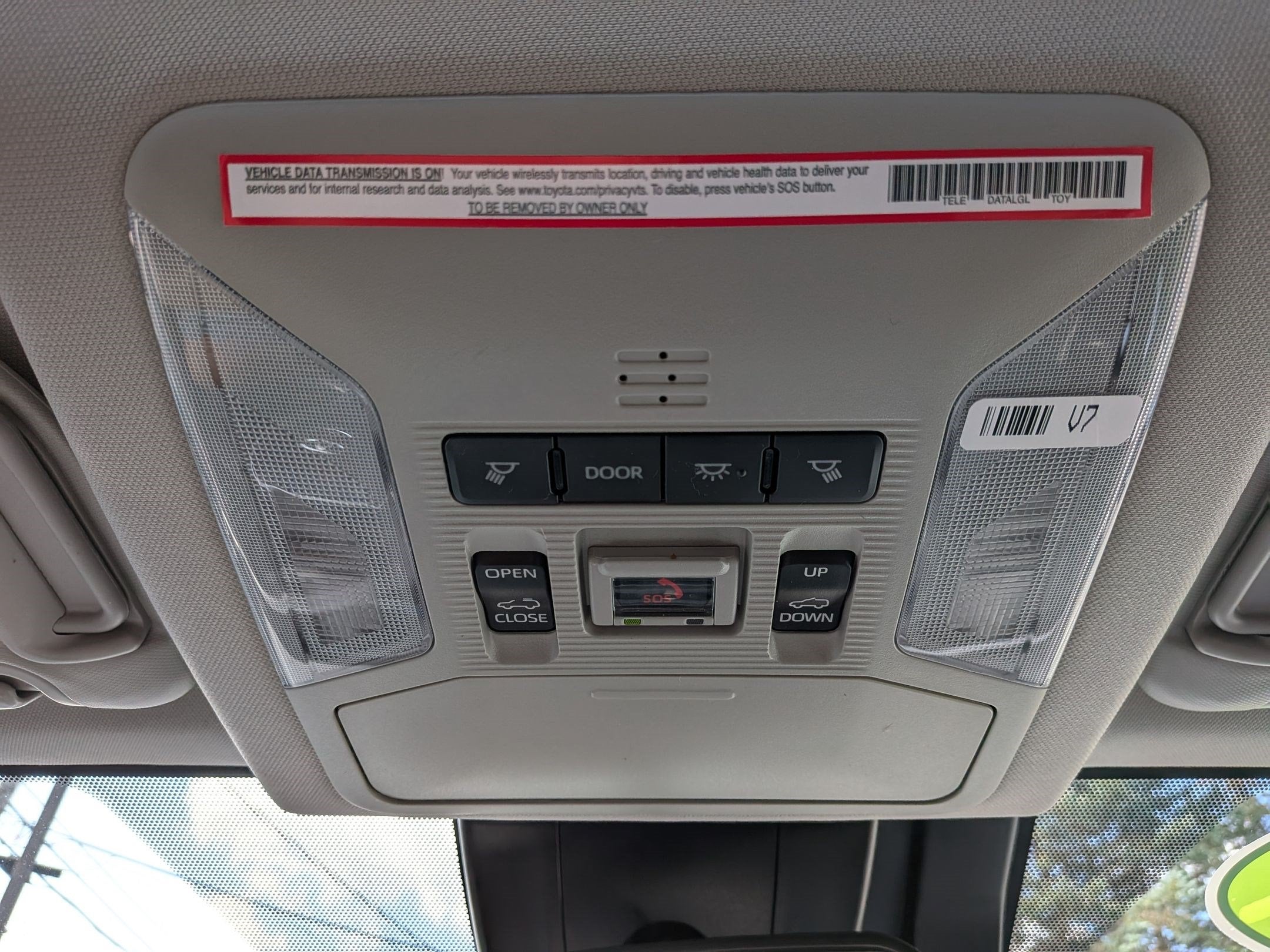 2024 Toyota RAV4 XLE w/ Convenience & Cold Weather Pkg