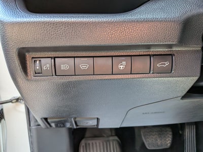 2024 Toyota RAV4 XLE w/ Convenience & Cold Weather Pkg