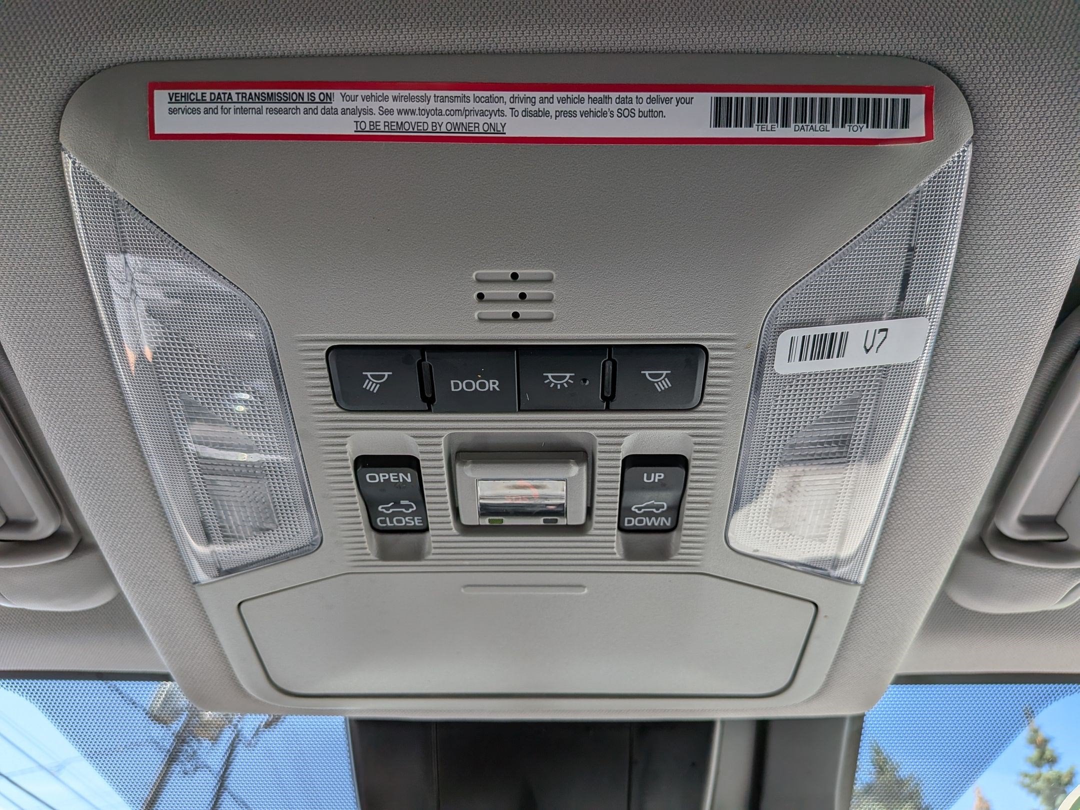 2023 Toyota RAV4 Hybrid XLE w/ Convenience & Cold Weather Pkg