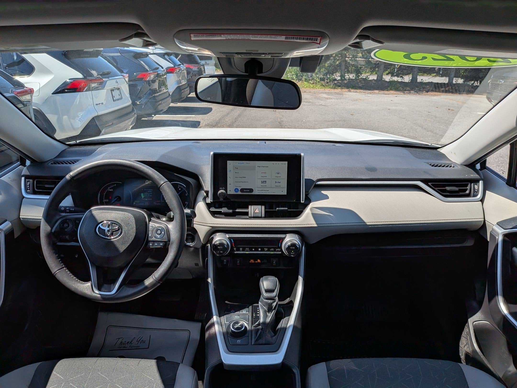 2023 Toyota RAV4 Hybrid XLE w/ Convenience & Cold Weather Pkg