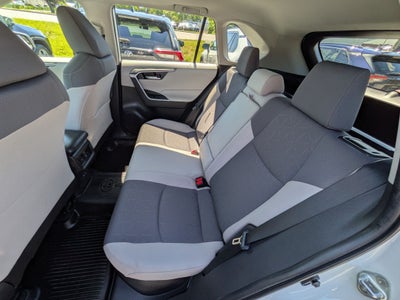 2023 Toyota RAV4 Hybrid XLE w/ Convenience & Cold Weather Pkg