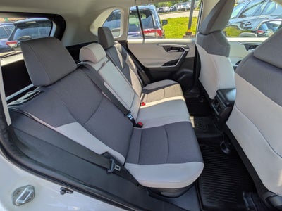 2023 Toyota RAV4 Hybrid XLE w/ Convenience & Cold Weather Pkg