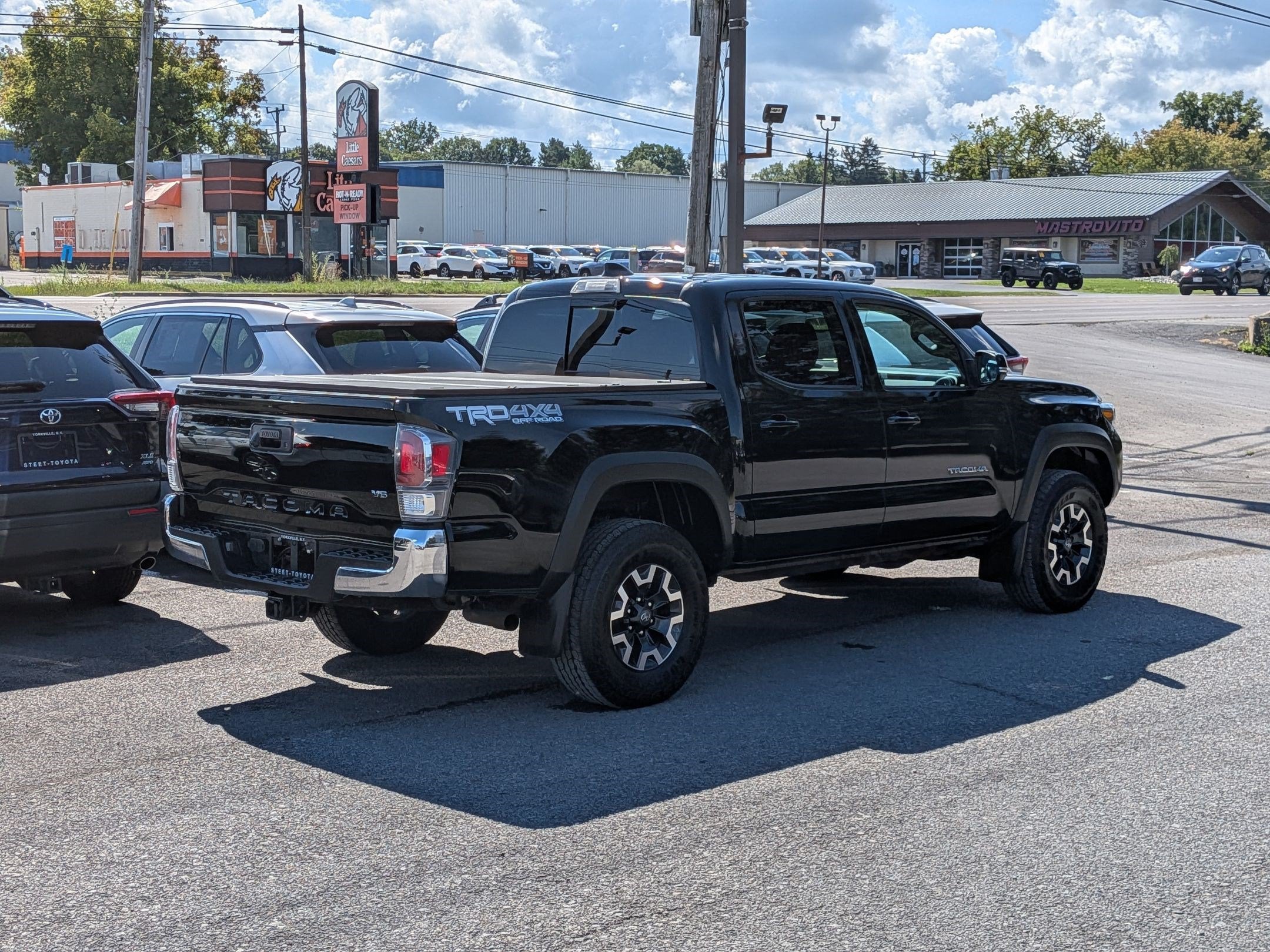 2023 Toyota Tacoma TRD Off-Road V6