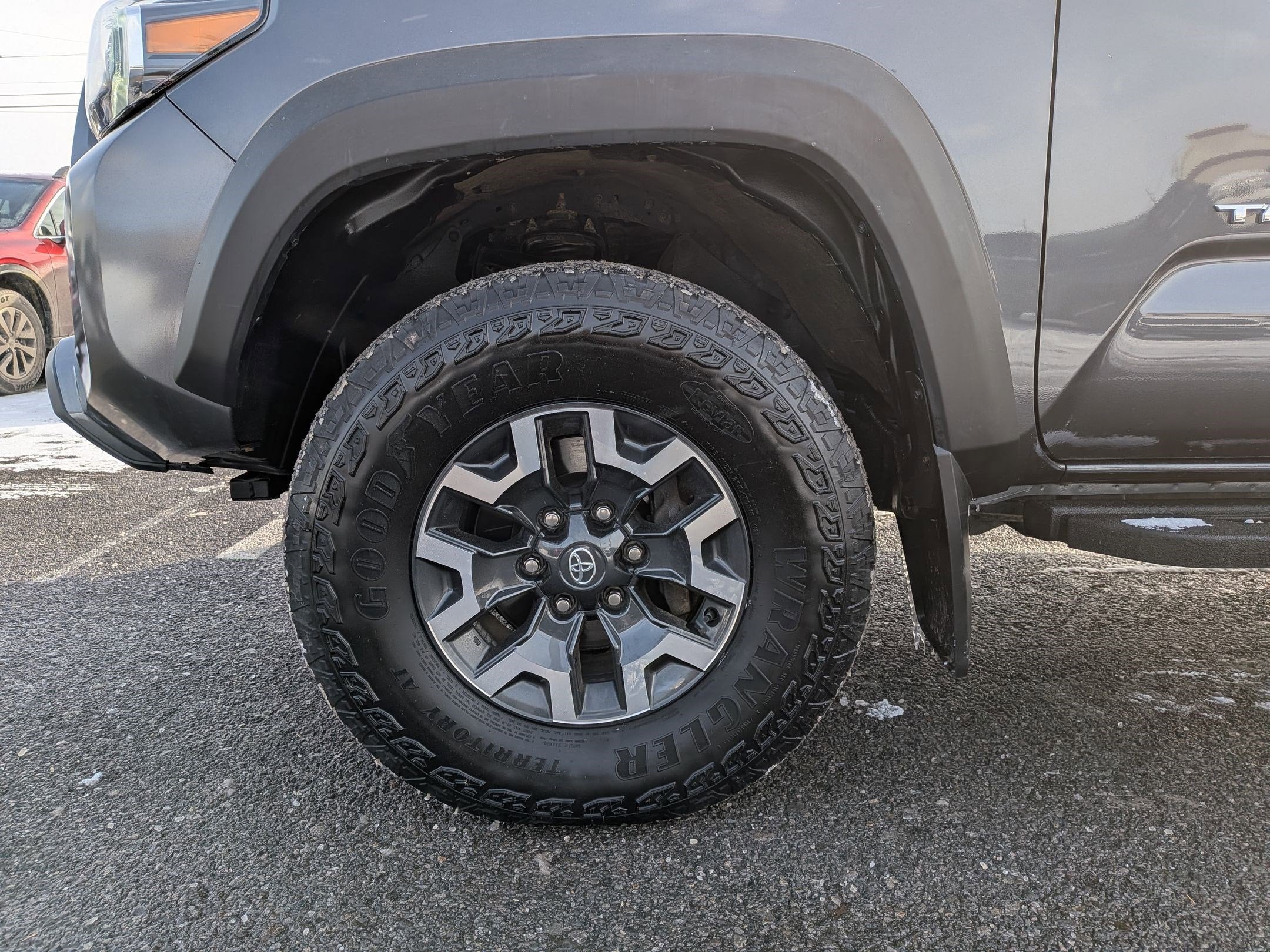 2023 Toyota Tacoma TRD Off-Road Premium V6 L/B