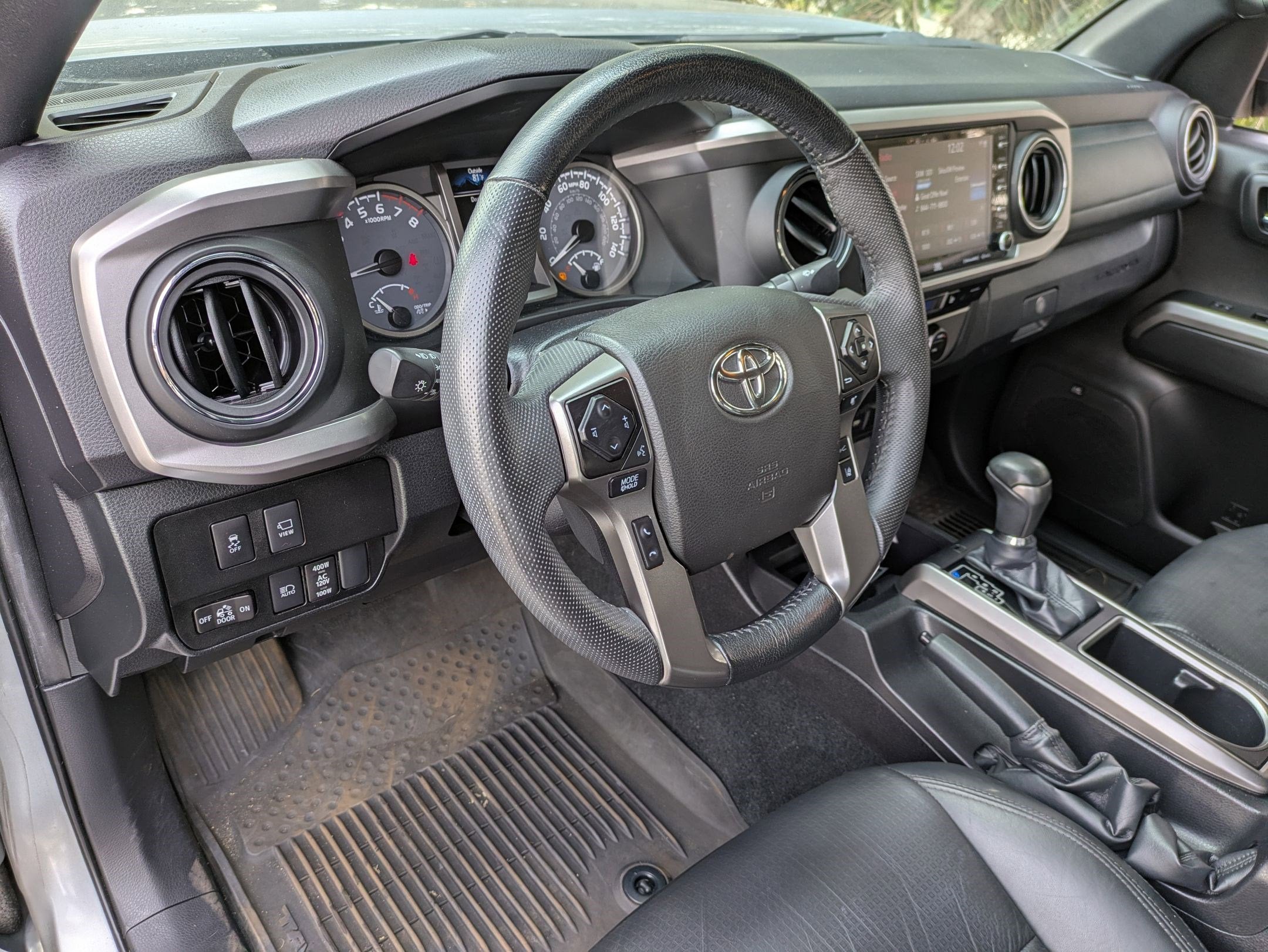 2023 Toyota Tacoma Limited V6