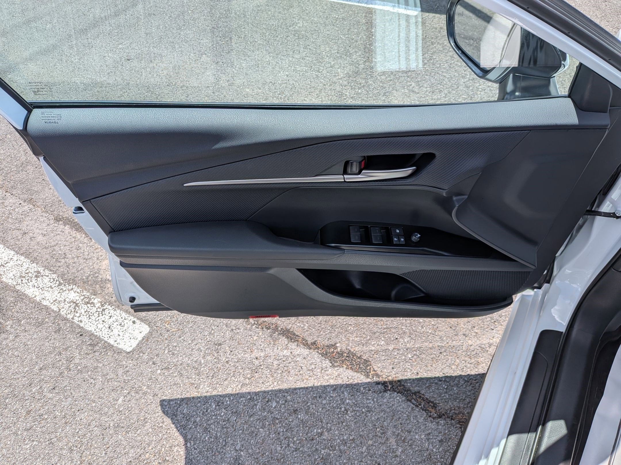 2026 Toyota Camry SE Nightshade w/ Convenience & Cold Weather Pkg