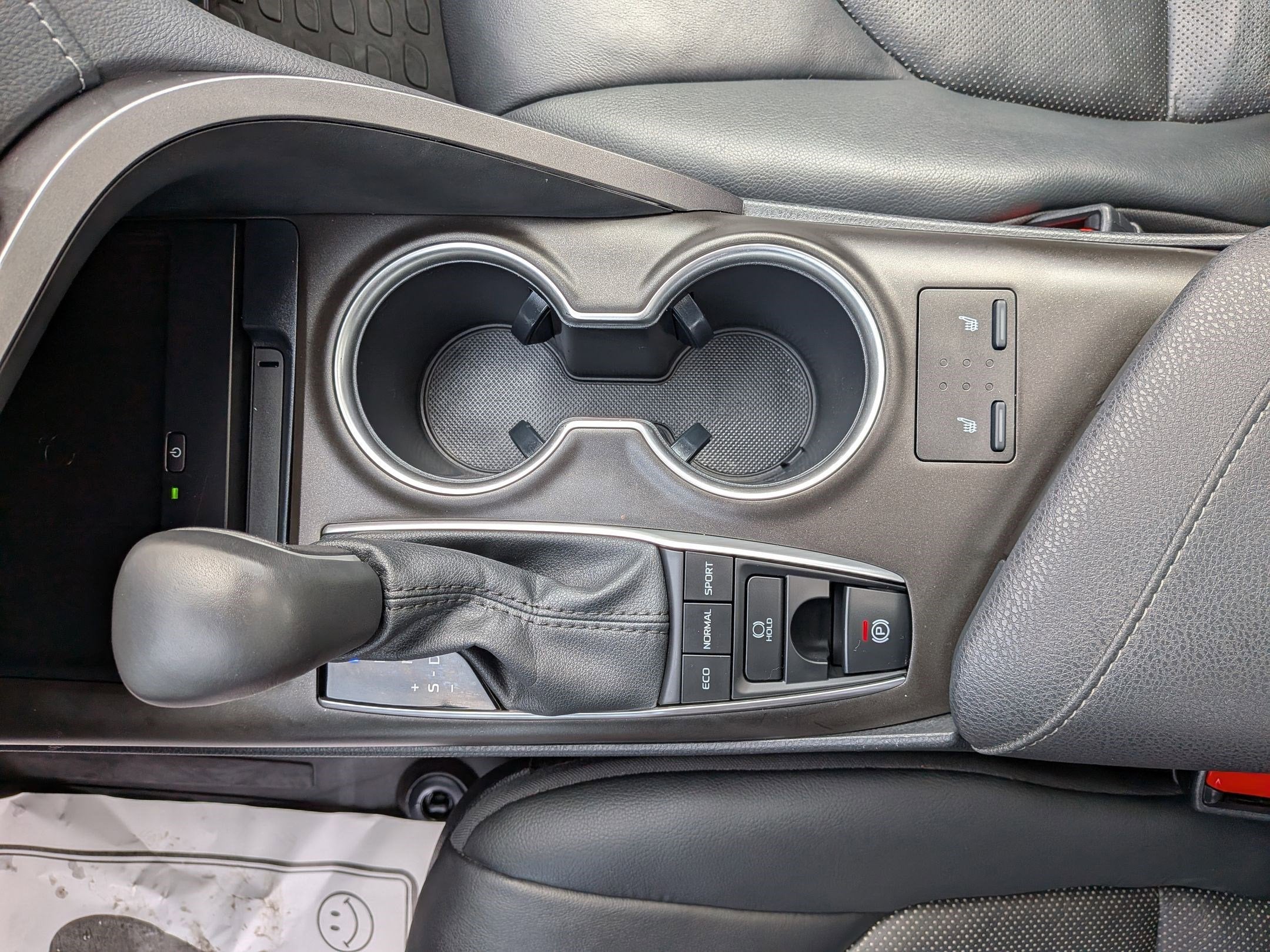 2023 Toyota Camry XLE AWD w/ Cold Weather Pkg