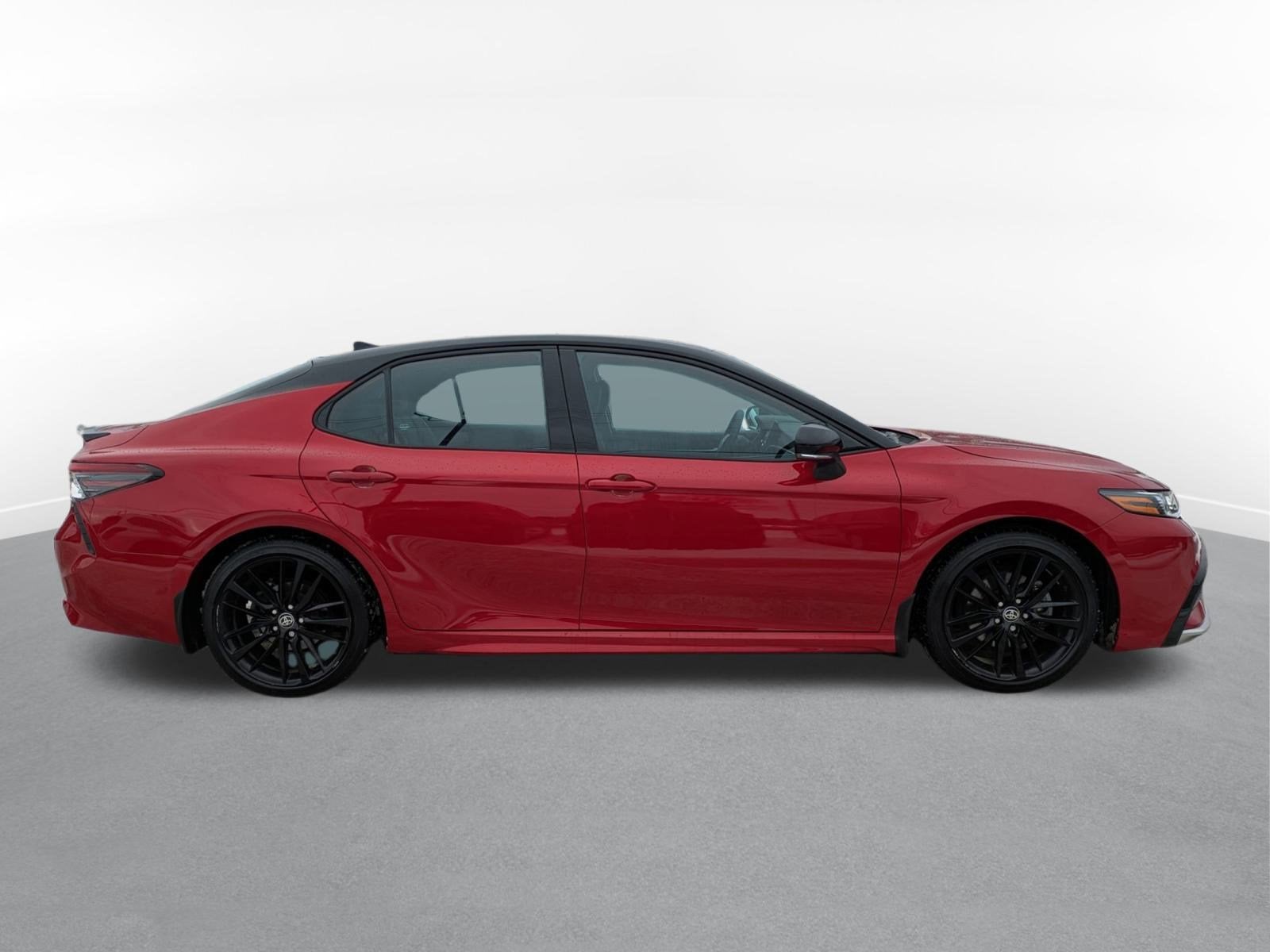 2023 Toyota Camry Hybrid XSE