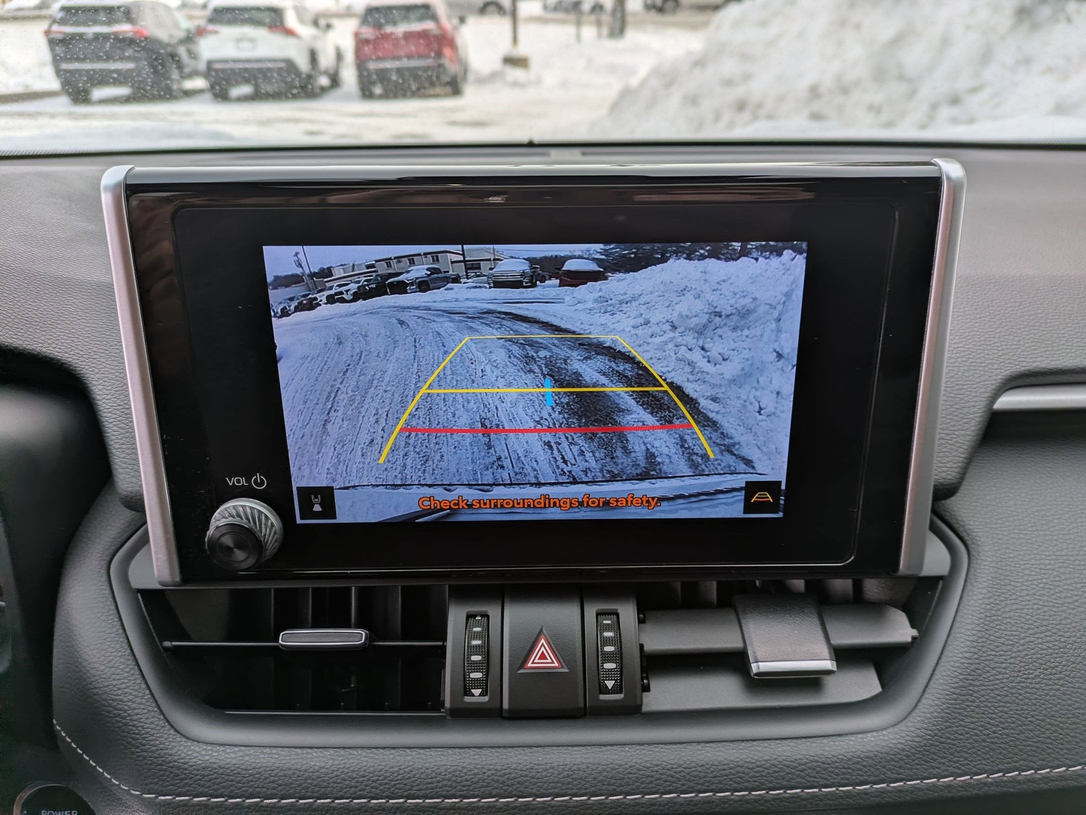 2023 Toyota RAV4 Hybrid XLE Premium w/ Cold Weather Pkg