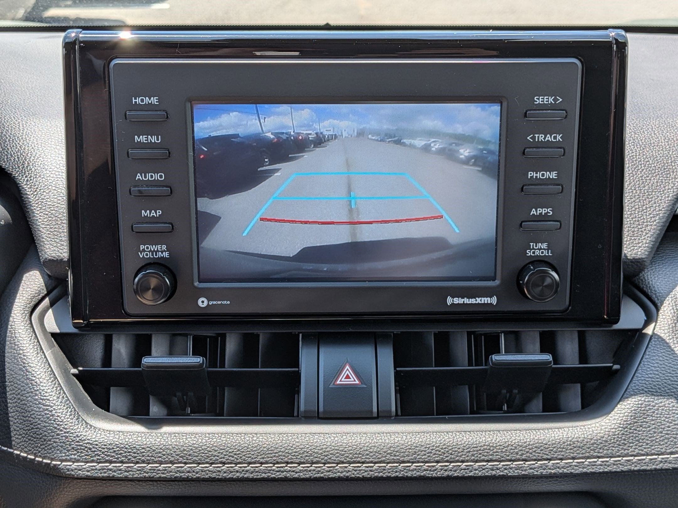 2021 Toyota RAV4 Hybrid XLE w/ Cold Weather Pkg