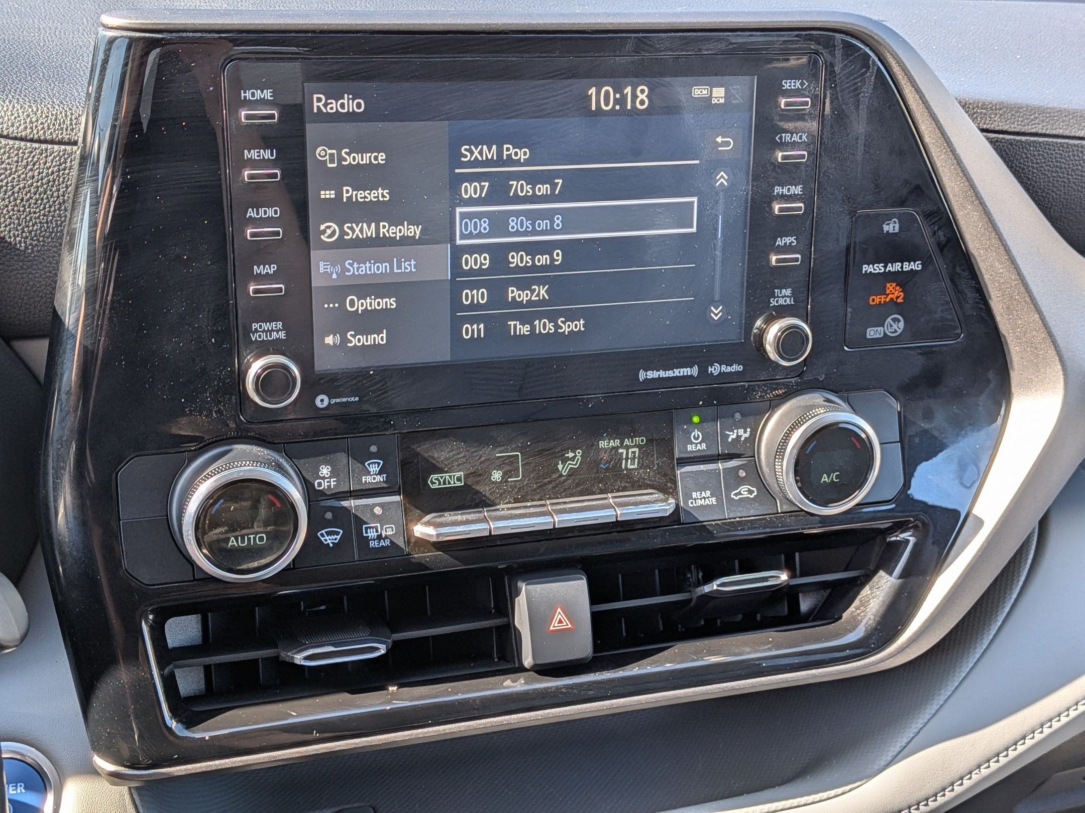 2020 Toyota Highlander Hybrid LE