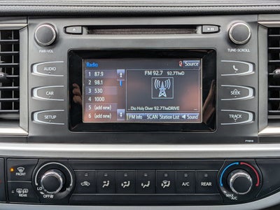 2019 Toyota Highlander LE