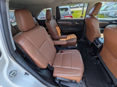 2018 Toyota Highlander Limited