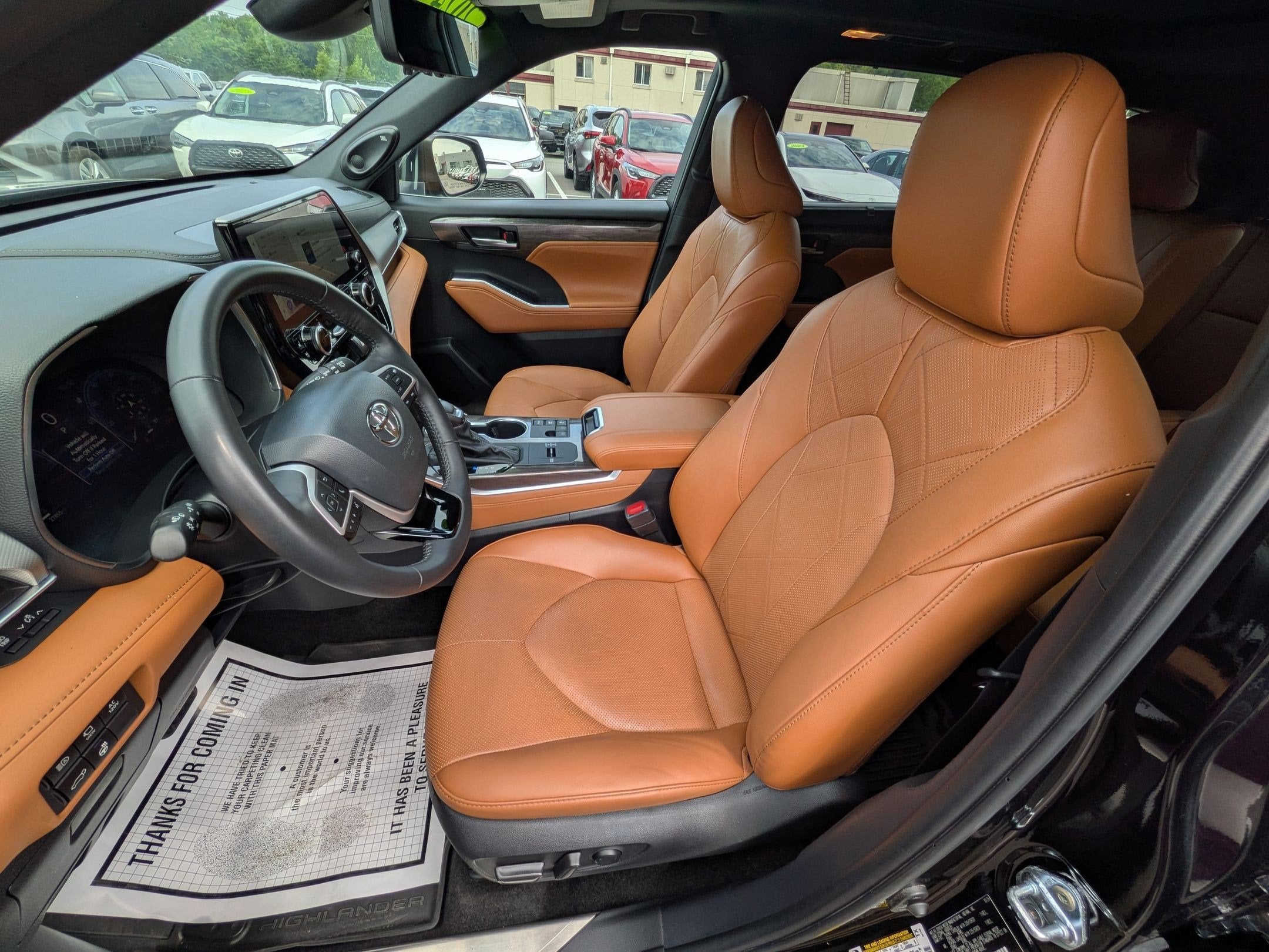 2024 Toyota Highlander Hybrid Platinum