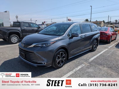 2025 Toyota Sienna Platinum 7 Passenger