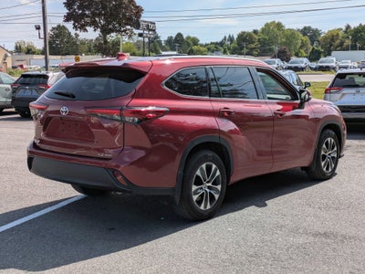 2022 Toyota Highlander XLE