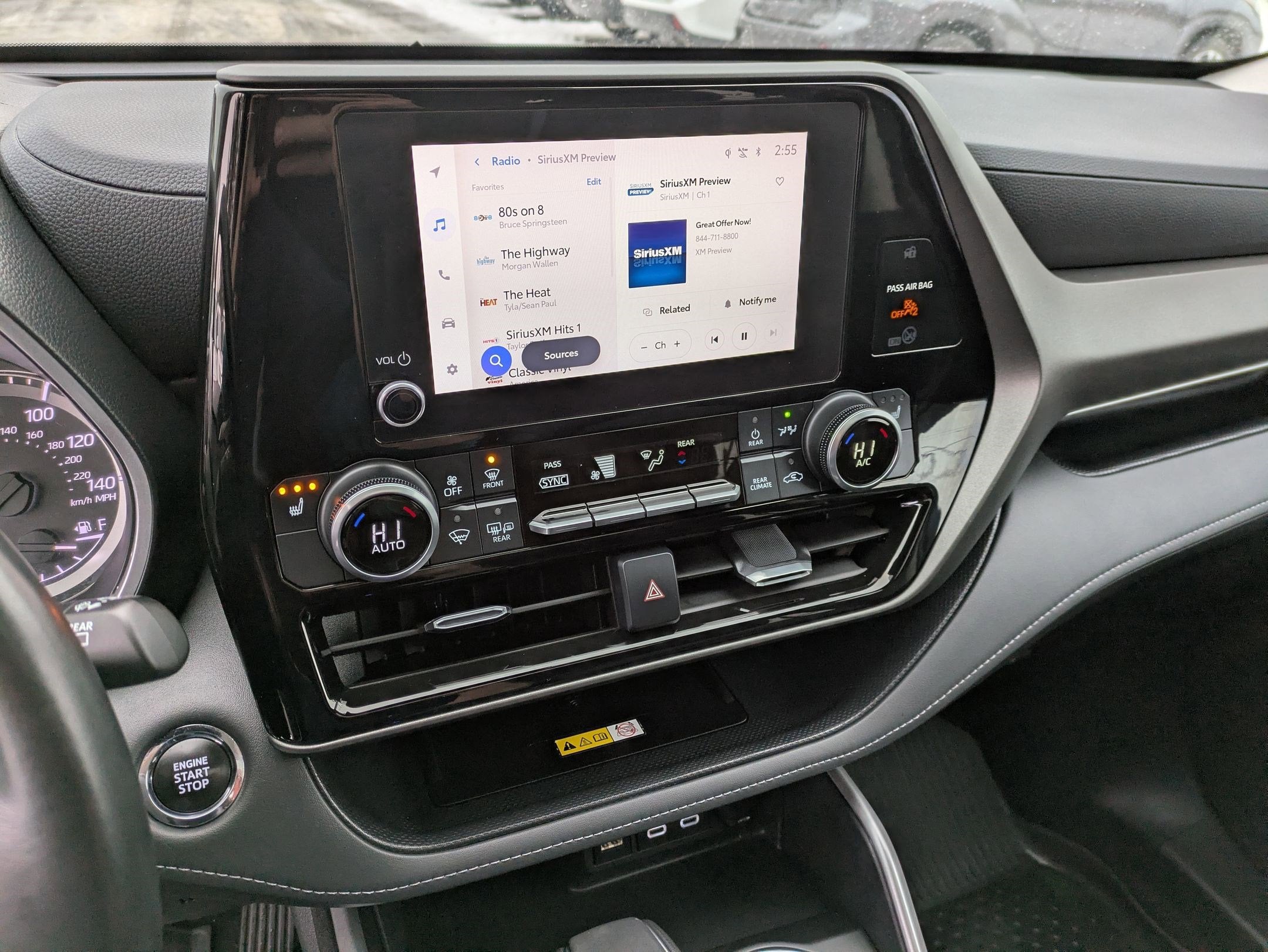 2023 Toyota Highlander XLE