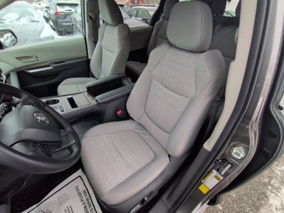 2023 Toyota Sienna LE AWD 8 Passenger