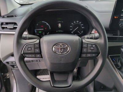 2023 Toyota Sienna LE AWD 8 Passenger