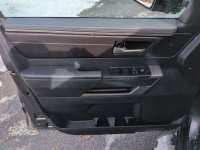 2022 Toyota Tundra SR5 w/ TRD Off Road & Convenience Pkg