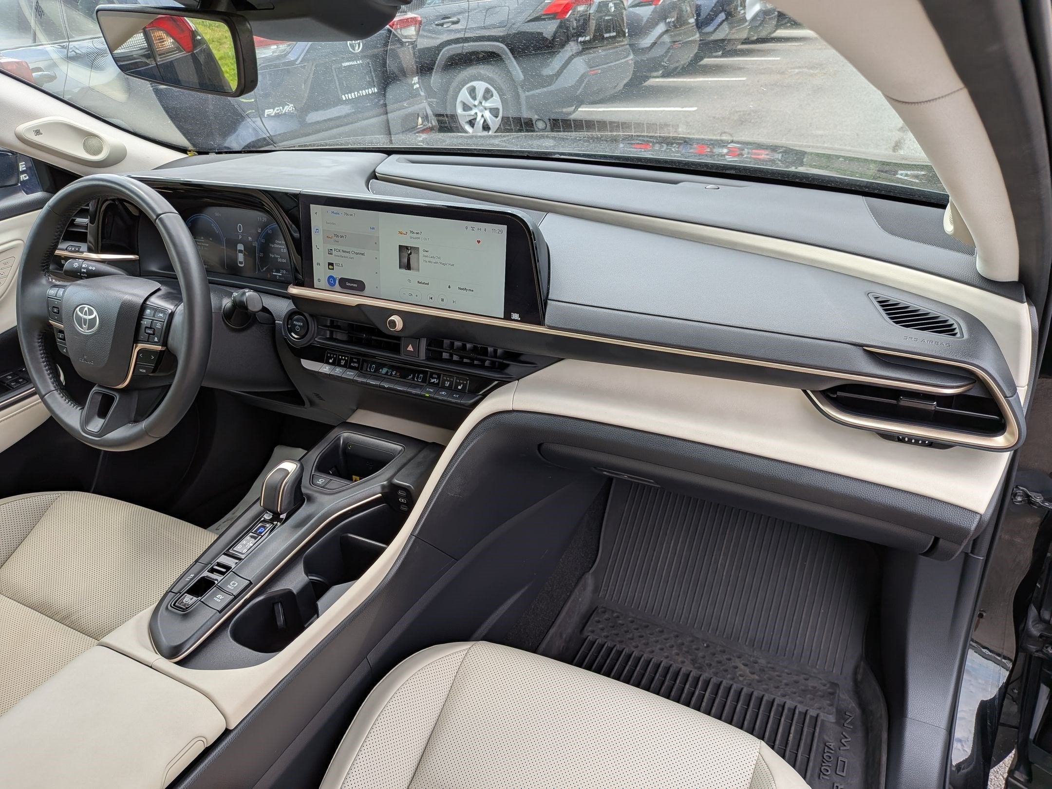 2023 Toyota Crown Limited w/ Advanced Tech