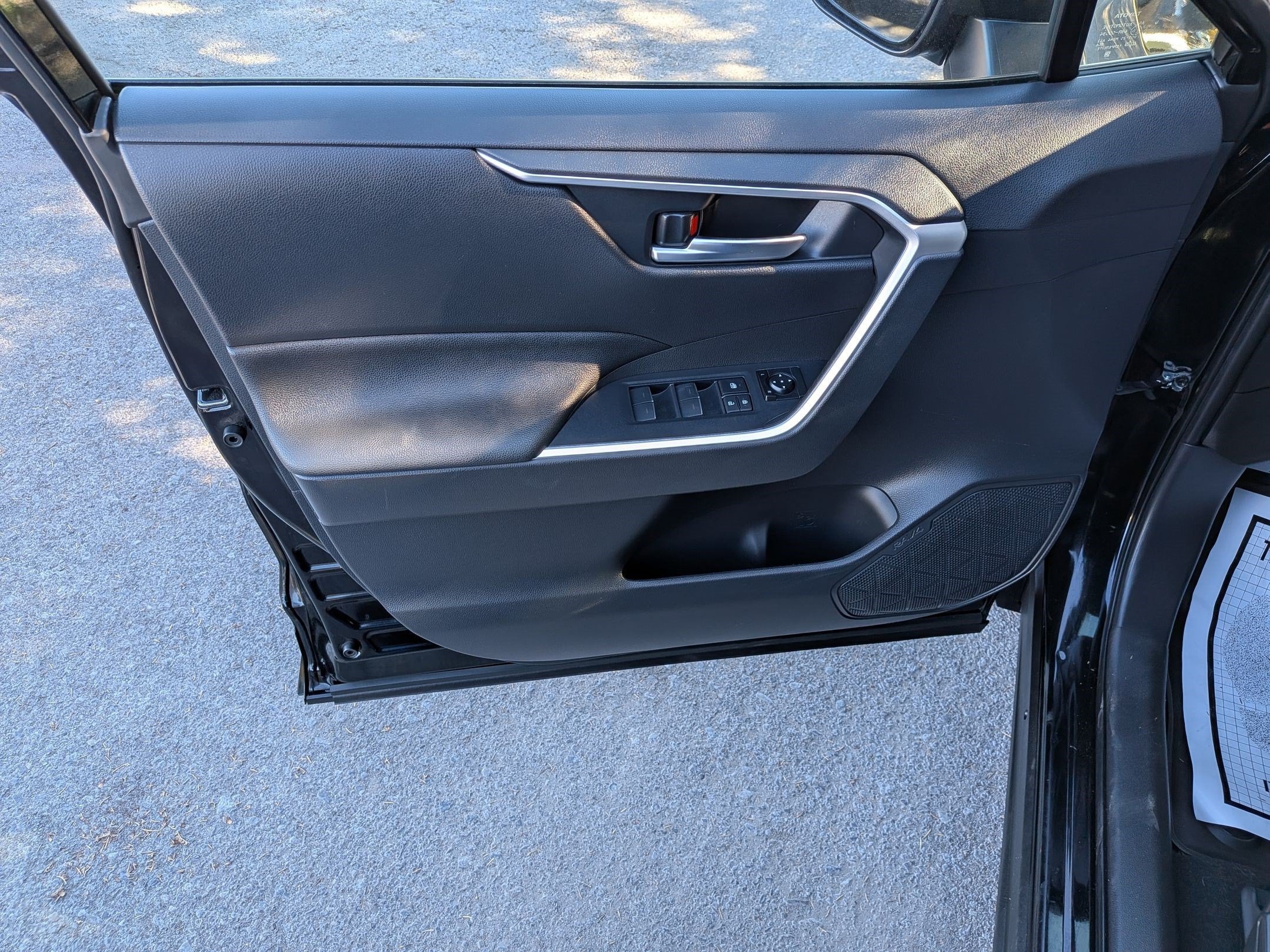 2024 Toyota RAV4 Prime SE