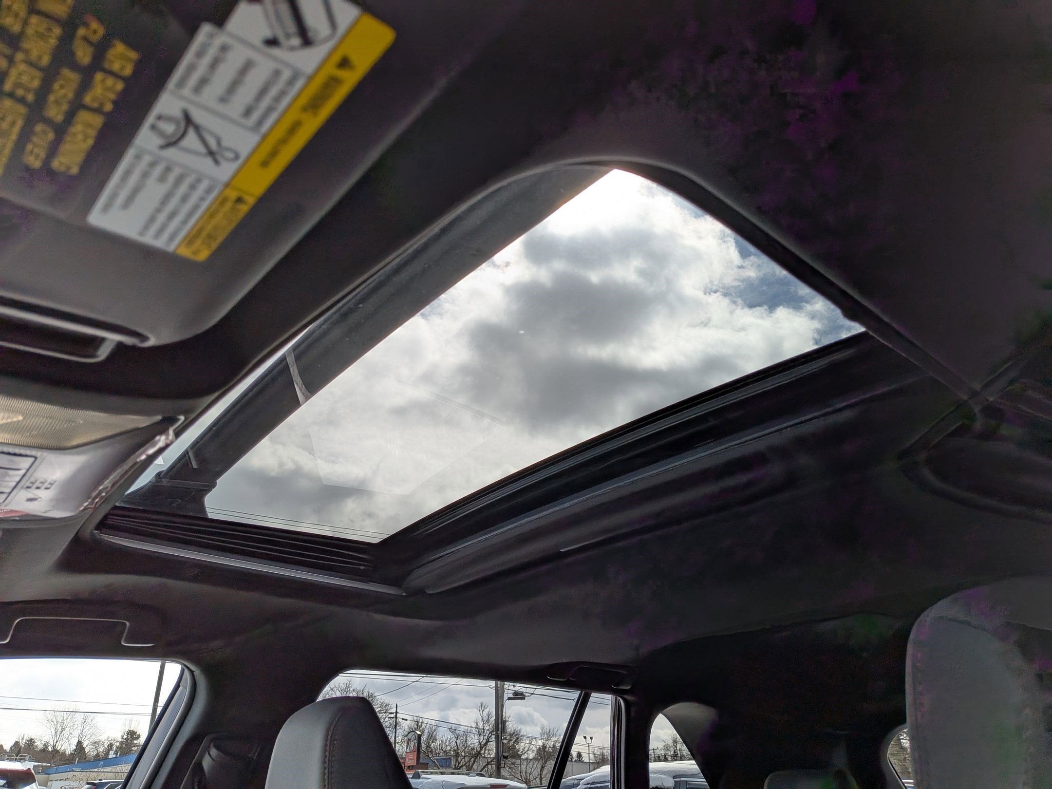 2022 Toyota RAV4 Prime SE w/ Weather & Moonroof Pkg