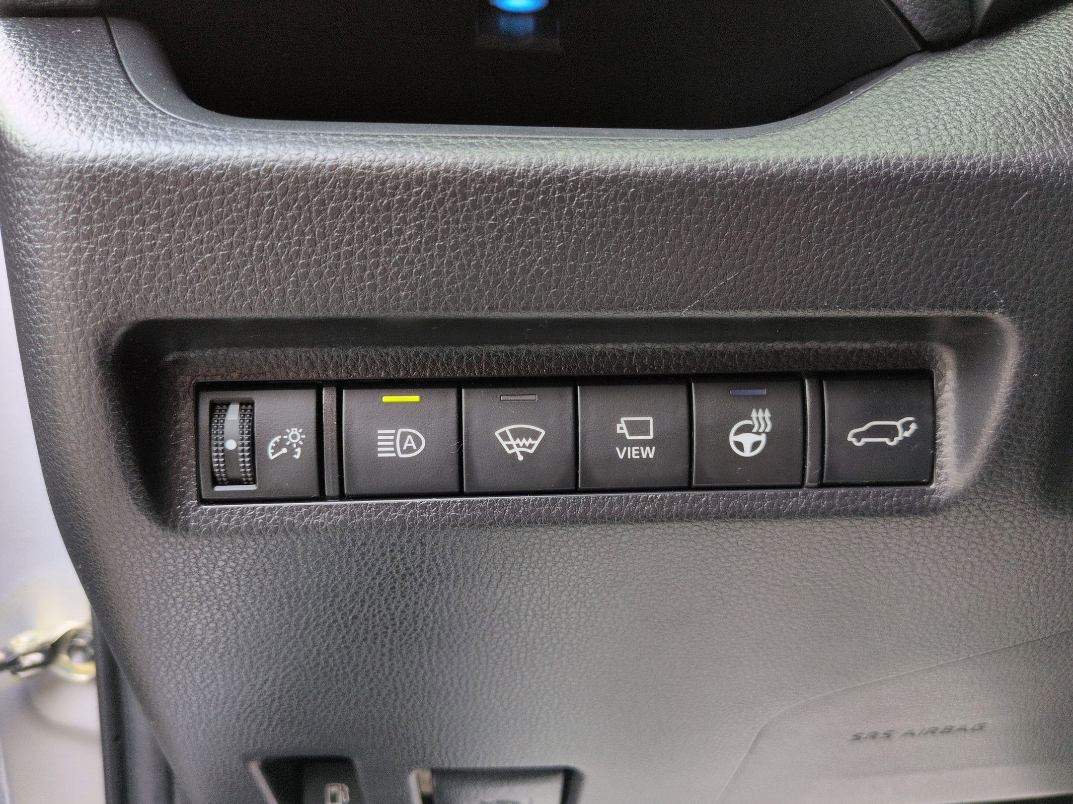 2022 Toyota RAV4 Hybrid XSE w/ Technology & Cold Weather Pkg